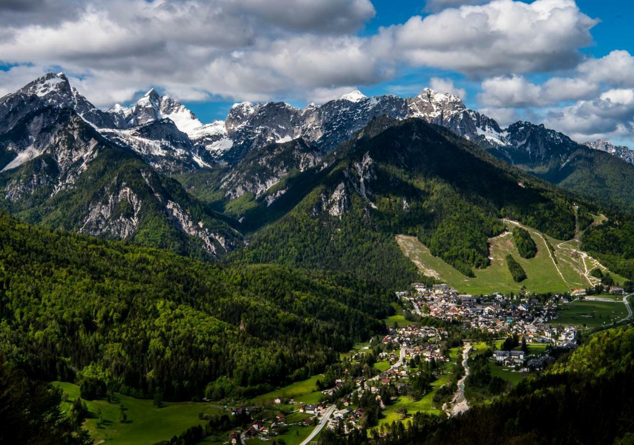 Klass 103 Kranjska Gora Kültér fotó