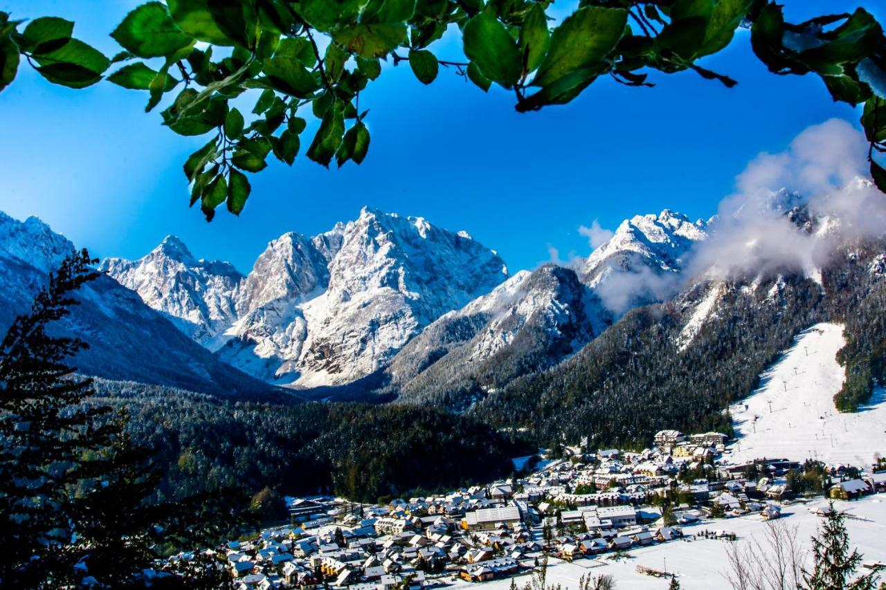 Klass 103 Kranjska Gora Kültér fotó